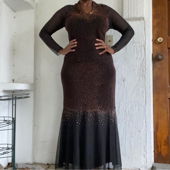 Glitter Textured Top and Maxi Skirt Set